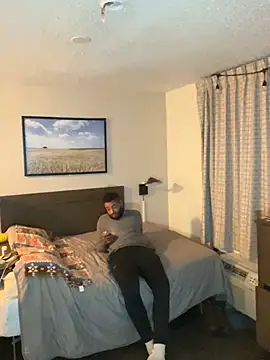 TheOnlyTwinTowers online show from February 18, 2026, 6:53 am