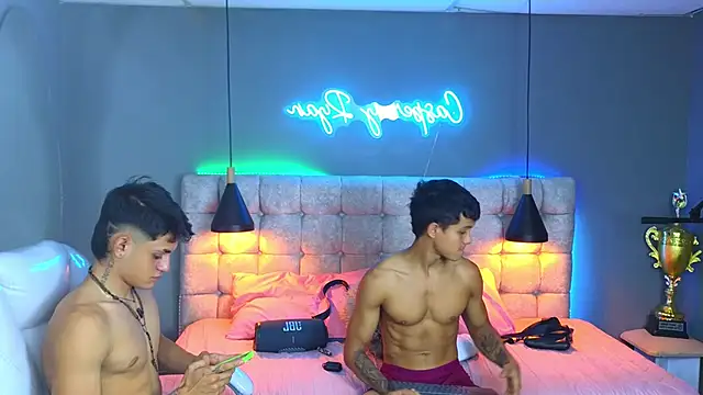 Snapshot of Paradise_boy_s chatting on December 10, 2024, 2:27 am Paradise boy s online show from December 10, 2024, 2:27 am