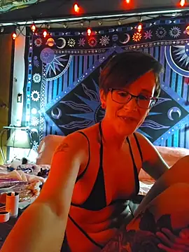 Snapshot of nephilaaranea chatting on March 31, 2026, 5:02 pm nephilaaranea online show from March 31, 2026, 5:02 pm