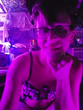 Snapshot of nephilaaranea chatting on July 3, 2026, 3:13 am nephilaaranea online show from July 3, 2026, 3:13 am