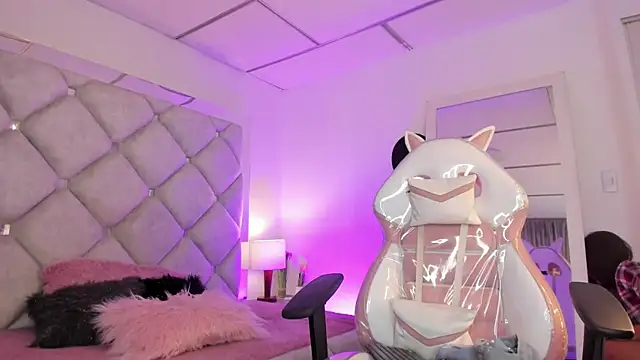 alessiaferry online show from January 7, 2026, 5:37 pm