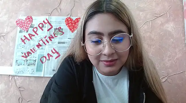 Snapshot of Miabonnett_ chatting on February 14, 2025, 3:58 pm Miabonnett online show from February 14, 2025, 3:58 pm