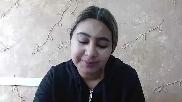 Snapshot of Miabonnett_ chatting on February 18, 2025, 12:06 pm Miabonnett online show from February 18, 2025, 12:06 pm