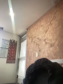 Snapshot of Miabonnett_ chatting on December 22, 2025, 12:35 pm Miabonnett online show from December 22, 2025, 12:35 pm