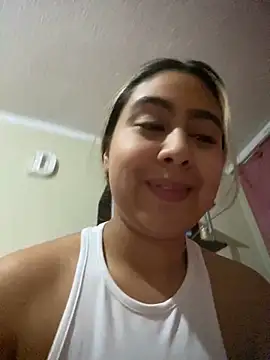 Snapshot of Miabonnett_ chatting on March 4, 2026, 3:12 am Miabonnett online show from March 4, 2026, 3:12 am