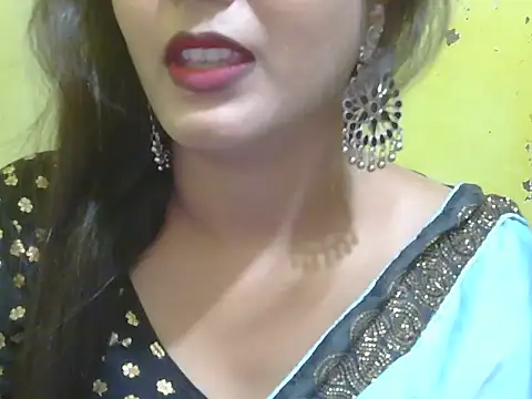 Snapshot of Model-Tanya chatting on February 13, 2025, 7:45 am Model-Tanya online show from February 13, 2025, 7:45 am