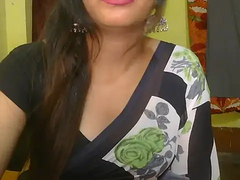 Snapshot of Model-Tanya chatting on March 17, 2025, 2:01 pm Model-Tanya online show from March 17, 2025, 2:01 pm