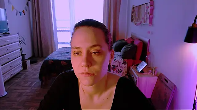 Malinax online show from February 13, 2026, 6:42 am