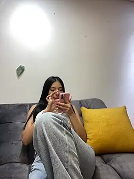 Snapshot of eva_elifee chatting on December 5, 2025, 1:25 am eva elifee online show from December 5, 2025, 1:25 am