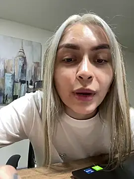 emma oxford online show from February 7, 2026, 1:53 am