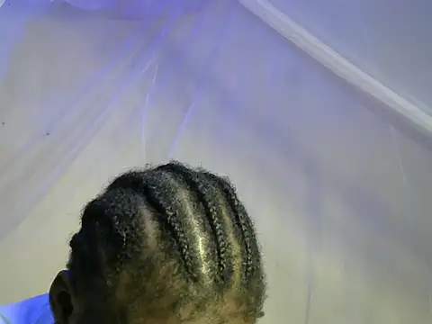 freaky belle online show from March 4, 2025, 5:42 am