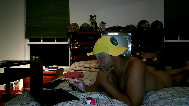 pimpdaddy4ever online show from June 8, 2026, 5:52 am