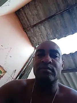Snapshot of Beto0815 chatting on June 20, 2026, 2:20 pm Beto0815 online show from June 20, 2026, 2:20 pm