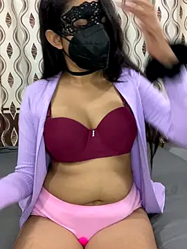 Snapshot of little_shadow chatting on November 30, 2025, 5:17 pm little shadow online show from November 30, 2025, 5:17 pm