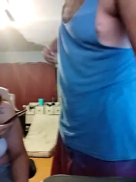 Carandrew online show from March 7, 2026, 4:42 am