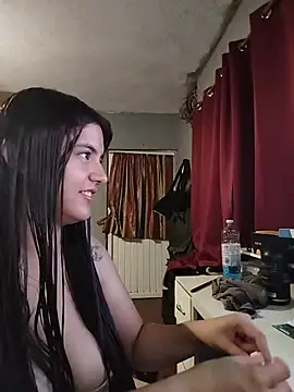 Snapshot of Carandrew chatting on July 29, 2026, 4:32 am Carandrew online show from July 29, 2026, 4:32 am