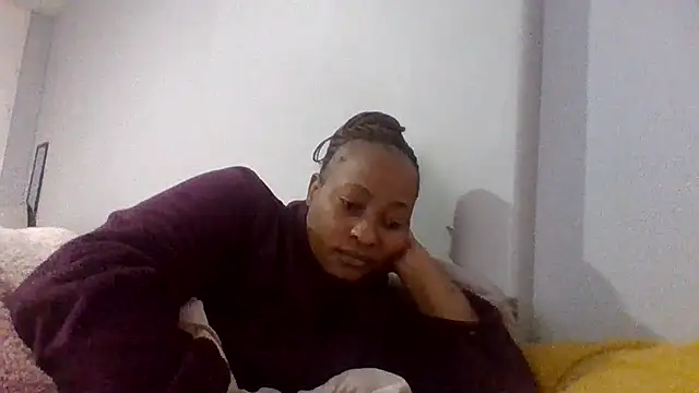 BabeAssXX online show from July 5, 2026, 5:36 am