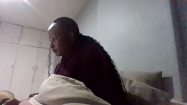 BabeAssXX online show from July 15, 2026, 3:28 pm