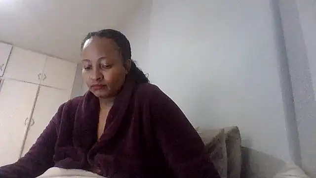 BabeAssXX online show from August 4, 2026, 2:41 pm
