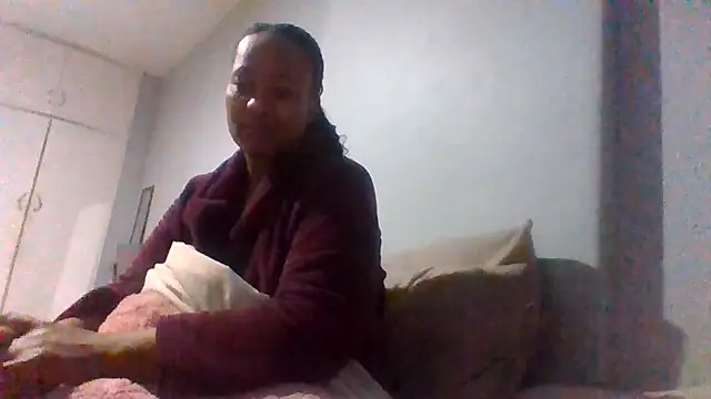 BabeAssXX online show from August 6, 2026, 4:47 am