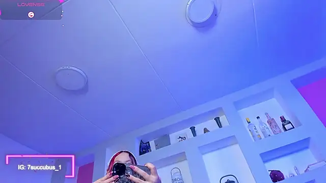 ViolettaBaker  online show from March 6, 2026, 7:54 pm