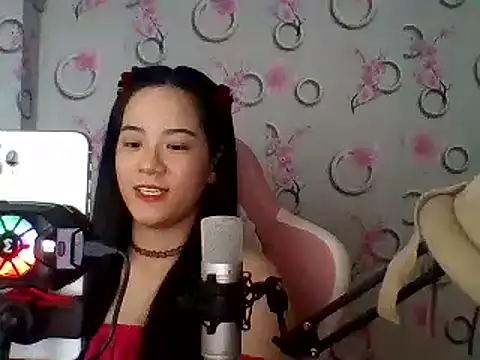 Snapshot of Nana-68 chatting on March 9, 2025, 2:10 pm Nana-68 online show from March 9, 2025, 2:10 pm