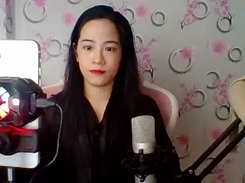 Snapshot of Nana-68 chatting on March 10, 2025, 11:53 am Nana-68 online show from March 10, 2025, 11:53 am