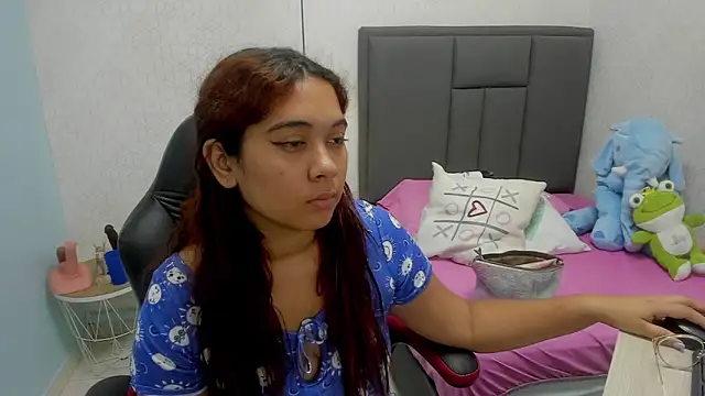 MADISON ROWAN1 online show from March 10, 2025, 3:23 am