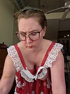 littlelustlamb online show from January 24, 2025, 6:35 pm