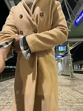 Black Dolll online show from March 13, 2026, 10:27 pm