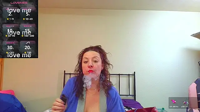 MonroeLoves online show from January 17, 2026, 5:56 am