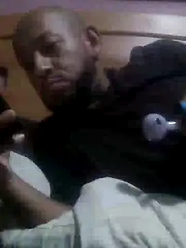 pineda1689 online show from December 17, 2024, 3:49 pm