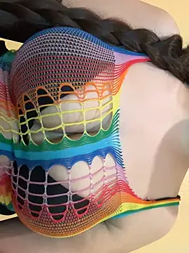 Evelyn Moon online show from October 13, 2025, 1:11 pm