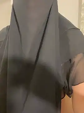 Snapshot of Amberonee31 chatting on February 13, 2025, 10:00 pm Amberonee31 online show from February 13, 2025, 10:00 pm