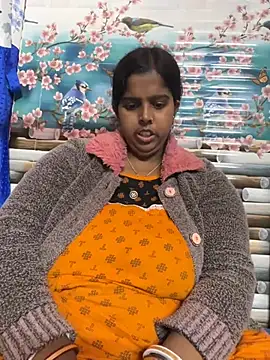 Beauty-queen online show from February 19, 2025, 3:27 pm