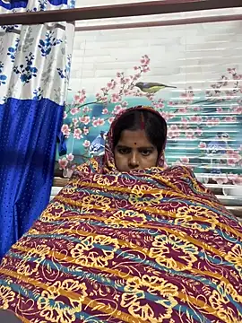 Beauty-queen online show from January 16, 2026, 1:48 pm