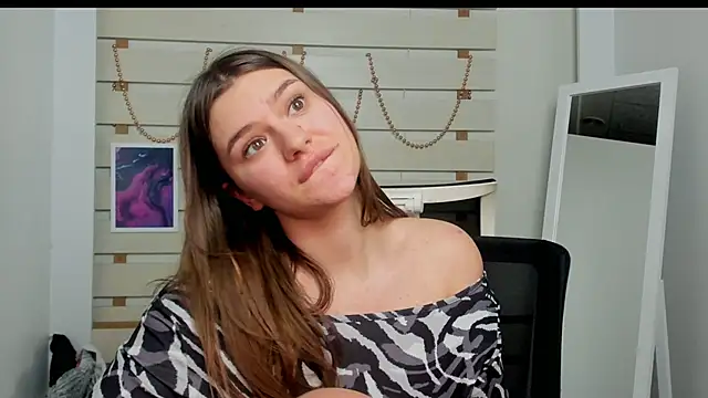 Josephine Kiss online show from February 5, 2025, 11:39 pm