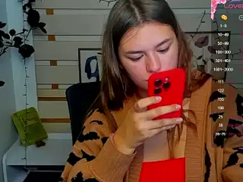 Josephine Kiss online show from July 5, 2026, 9:27 am