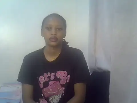 Snapshot of Sweet_Vinkah chatting on January 14, 2026, 8:47 pm Sweet Vinkah online show from January 14, 2026, 8:47 pm