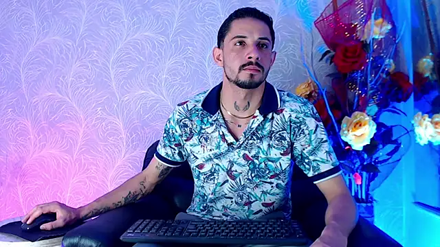 Snapshot of Erick_Wall chatting on January 17, 2026, 3:00 am Erick Wall online show from January 17, 2026, 3:00 am