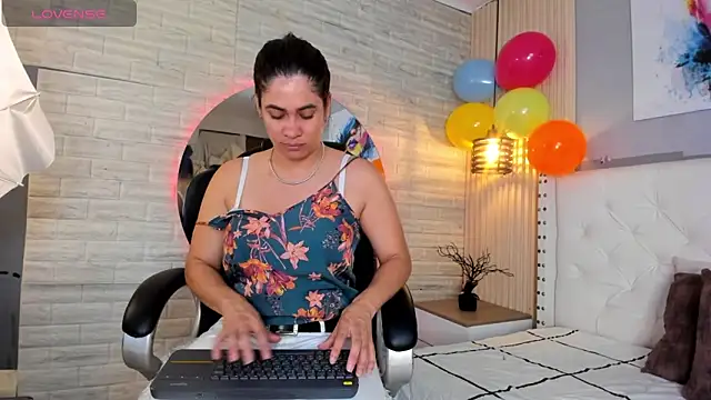 sussy  stone online show from May 14, 2026, 12:12 pm