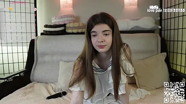 Snapshot of Mary_Shake chatting on July 28, 2026, 12:18 am Mary Shake online show from July 28, 2026, 12:18 am