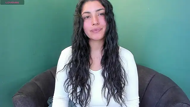 Snapshot of Danna_777_ chatting on December 15, 2025, 7:07 pm Danna 777 online show from December 15, 2025, 7:07 pm