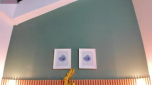 Snapshot of _anavictoria_ chatting on February 24, 2025, 6:36 pm anavictoria online show from February 24, 2025, 6:36 pm