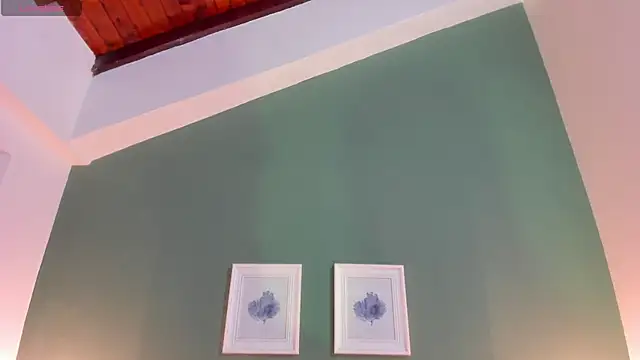 Snapshot of _anavictoria_ chatting on October 15, 2025, 12:05 pm anavictoria online show from October 15, 2025, 12:05 pm