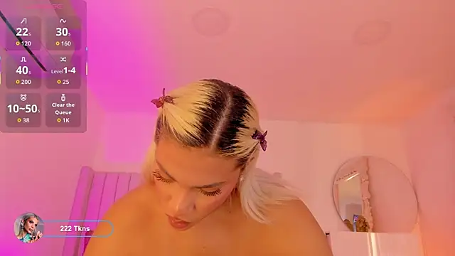 Shelynna azzul online show from December 14, 2025, 7:51 pm