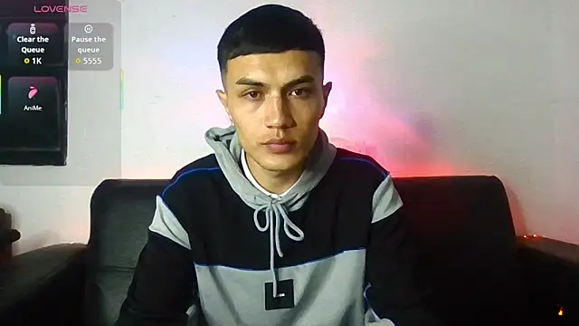 Tifanny Sweett online show from February 10, 2026, 11:42 pm