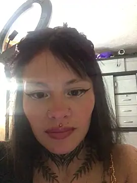 Tifanny Sweett online show from April 29, 2026, 2:15 am