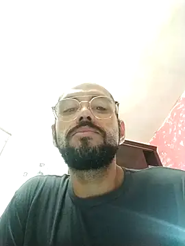 Snapshot of Jrrj2024 chatting on November 17, 2025, 9:31 pm Jrrj2024 online show from November 17, 2025, 9:31 pm