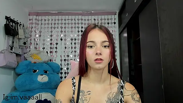 lucyy tay online show from February 13, 2025, 9:49 pm